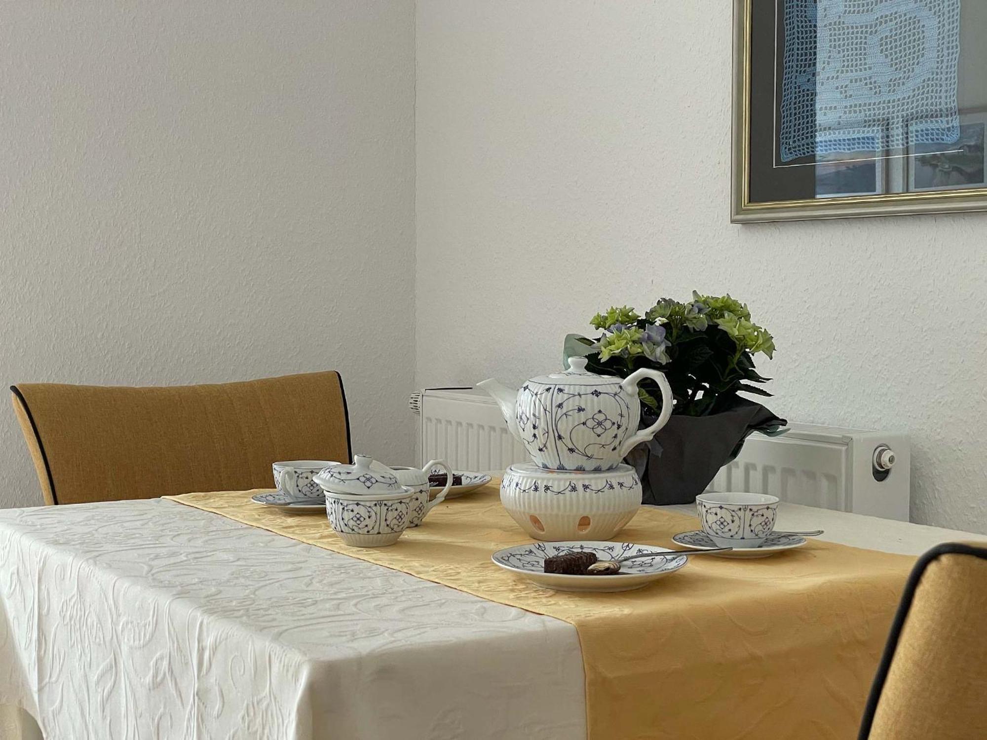 Marions Apartments Greetsiel Exterior foto